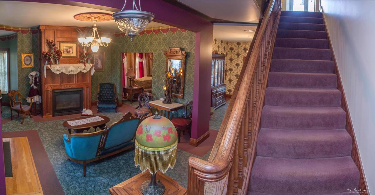 Lindsborg Rosberg House B&B 외부 사진